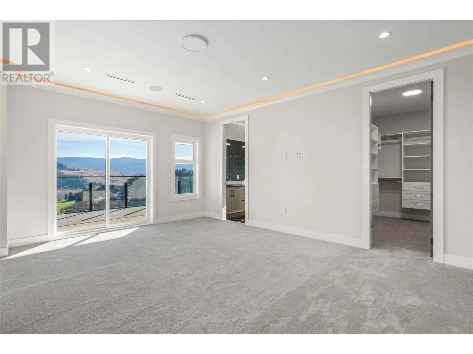 647 Carnoustie Drive