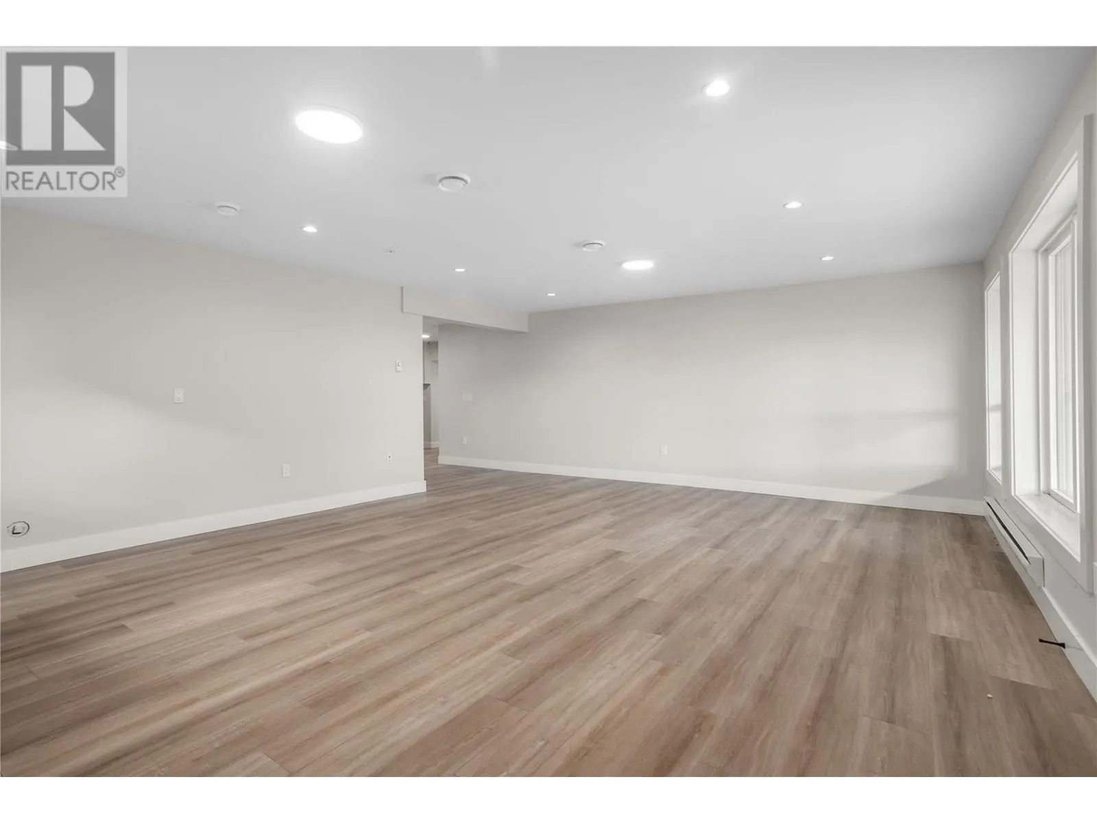 647 Carnoustie Drive