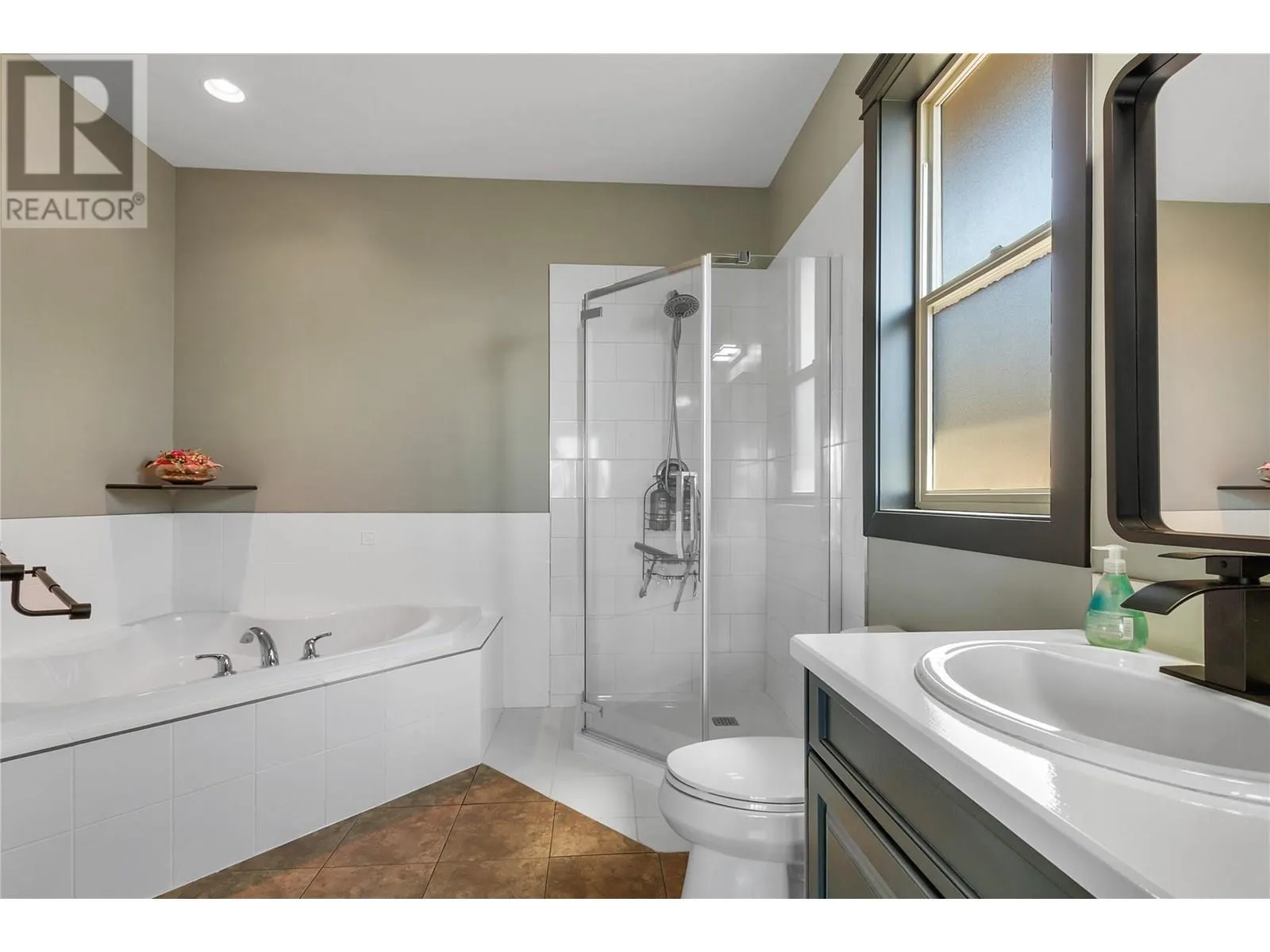 1008 Mt. Begbie Drive