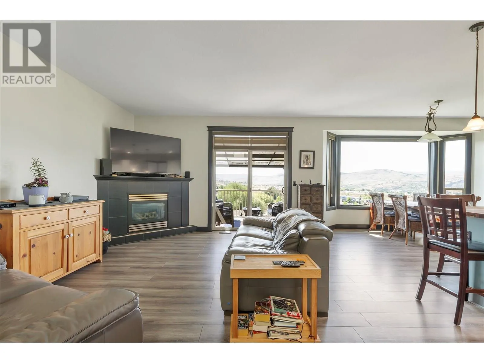 1008 Mt. Begbie Drive