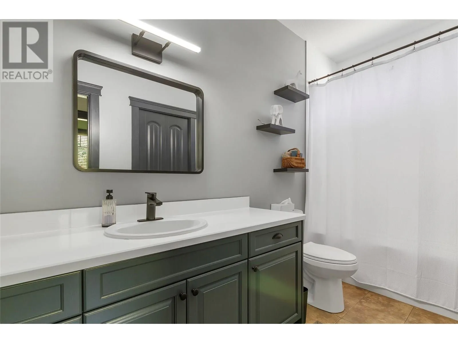 1008 Mt. Begbie Drive