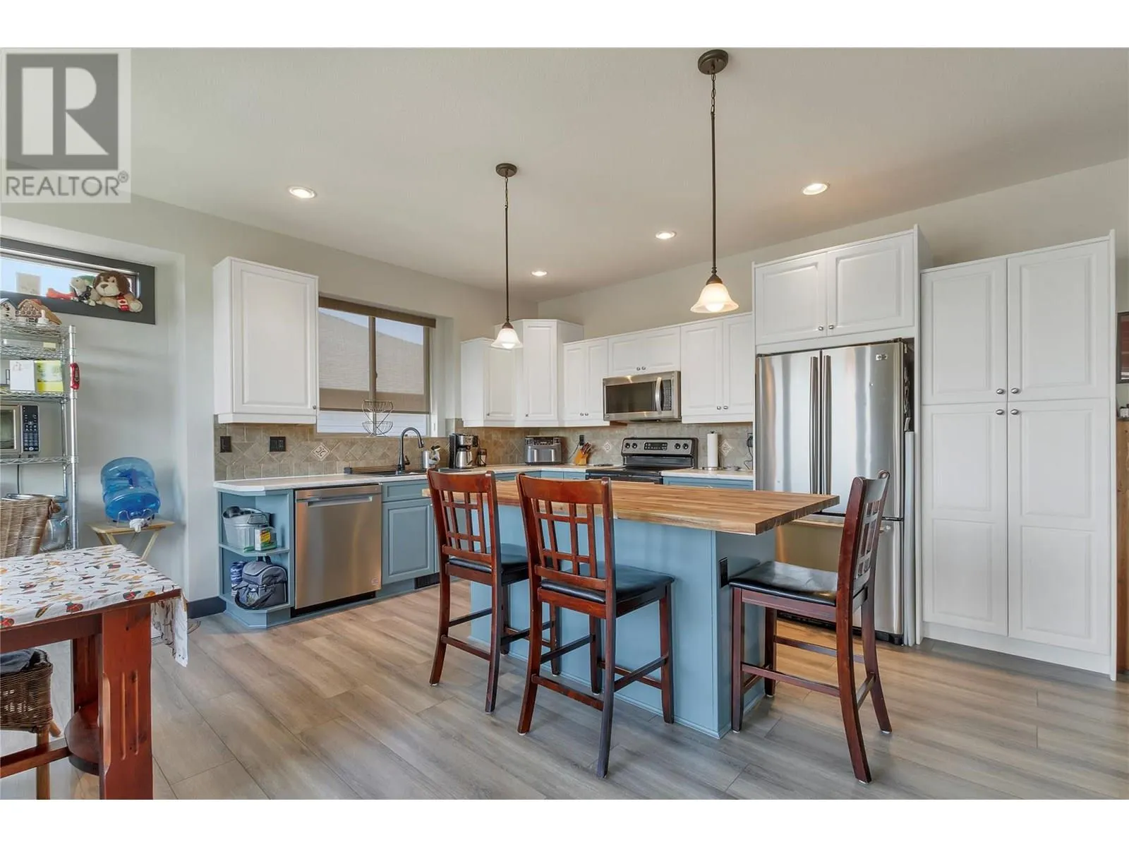 1008 Mt. Begbie Drive
