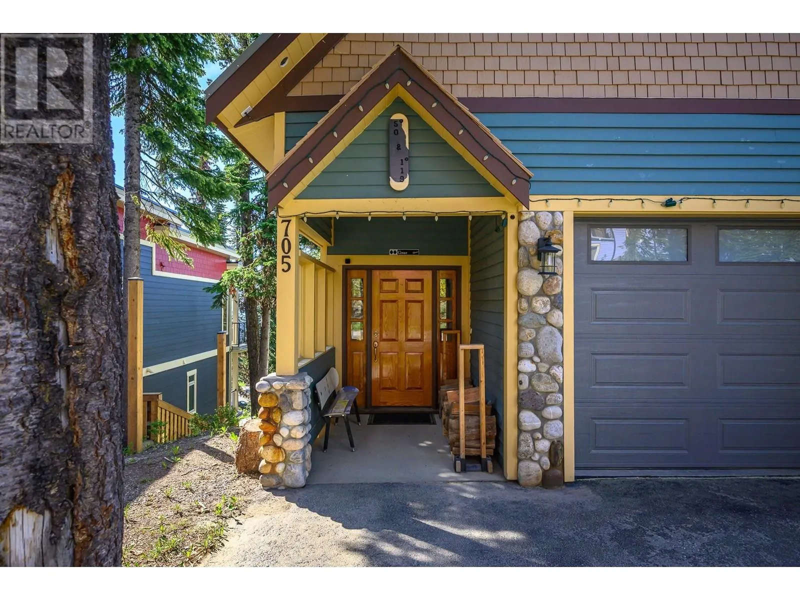 705 Monashee Road