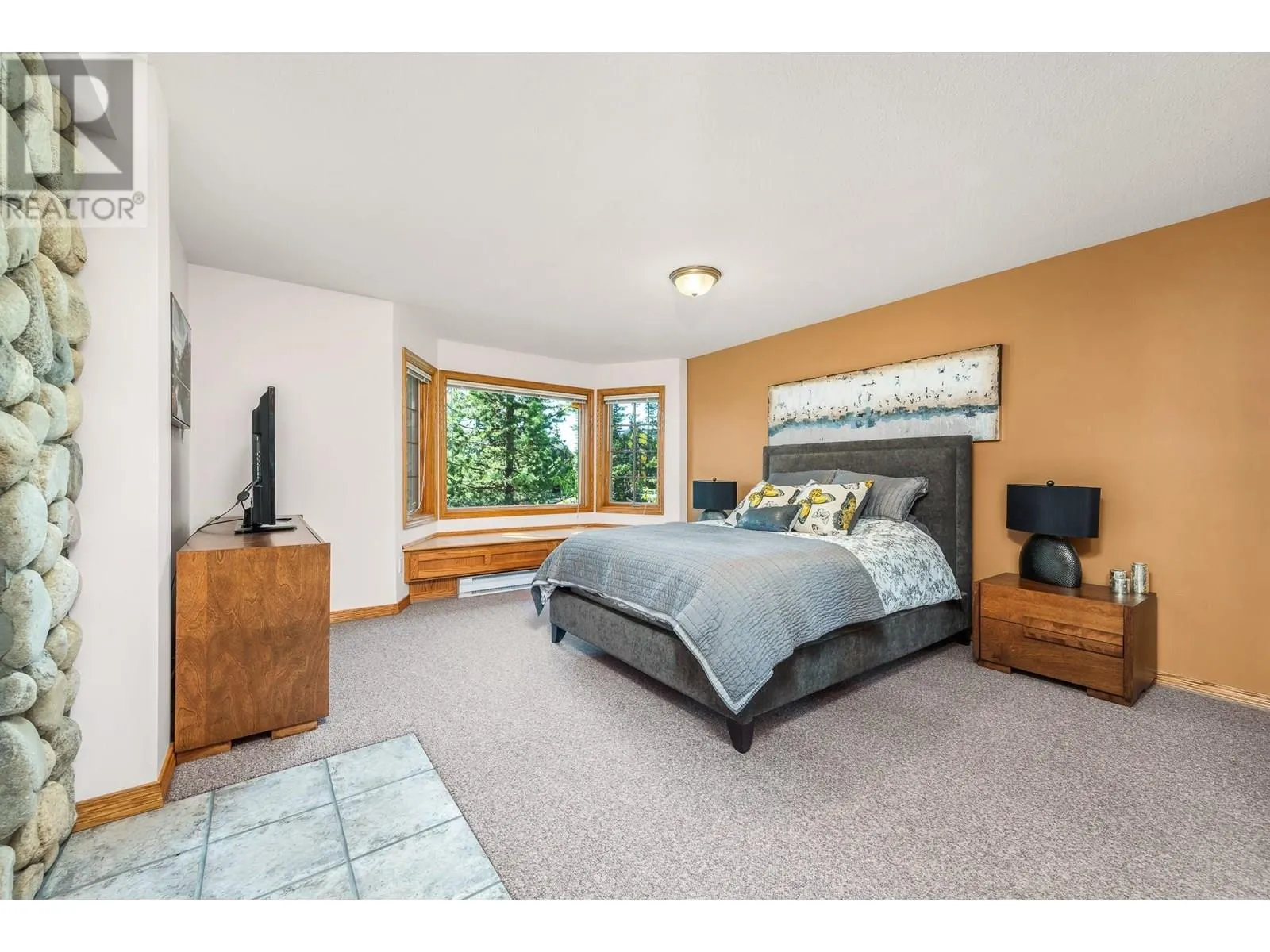 705 Monashee Road