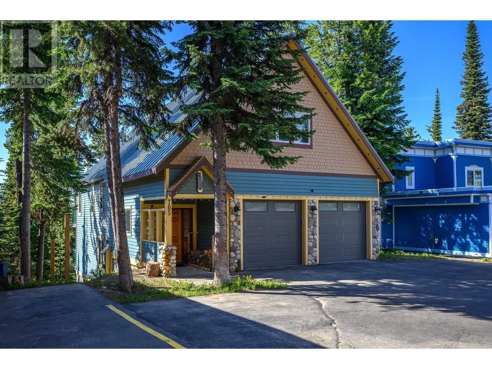 705 Monashee Road