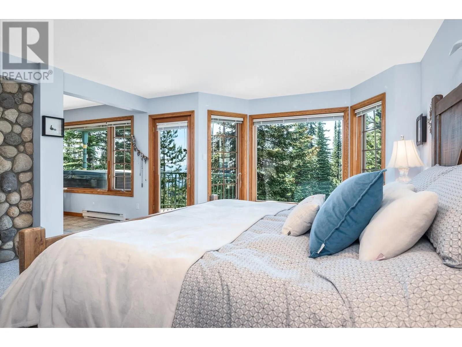 705 Monashee Road