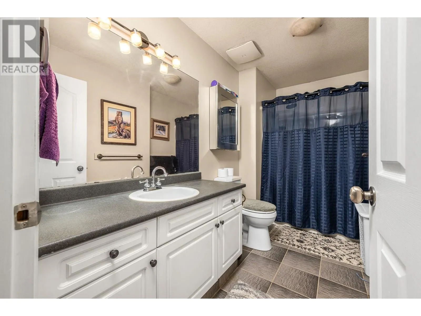 1041 11 Avenue Unit# 3
