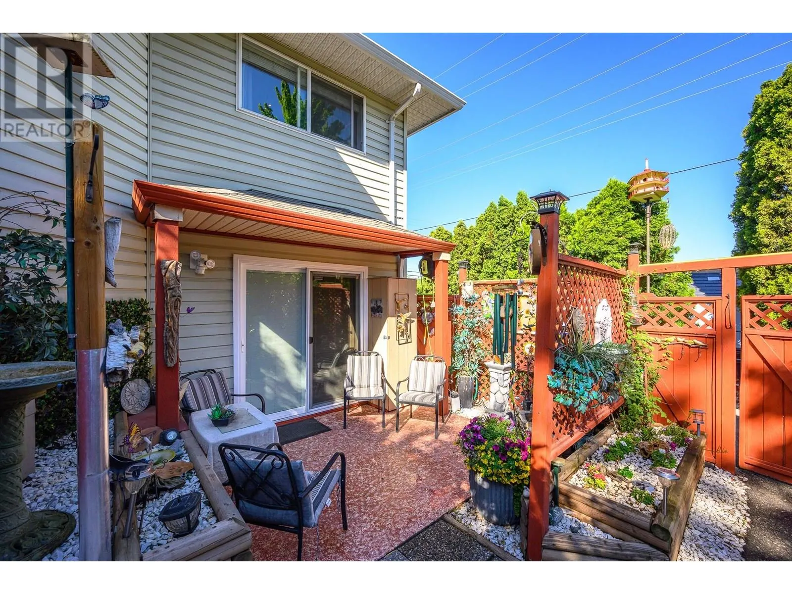 1041 11 Avenue Unit# 3