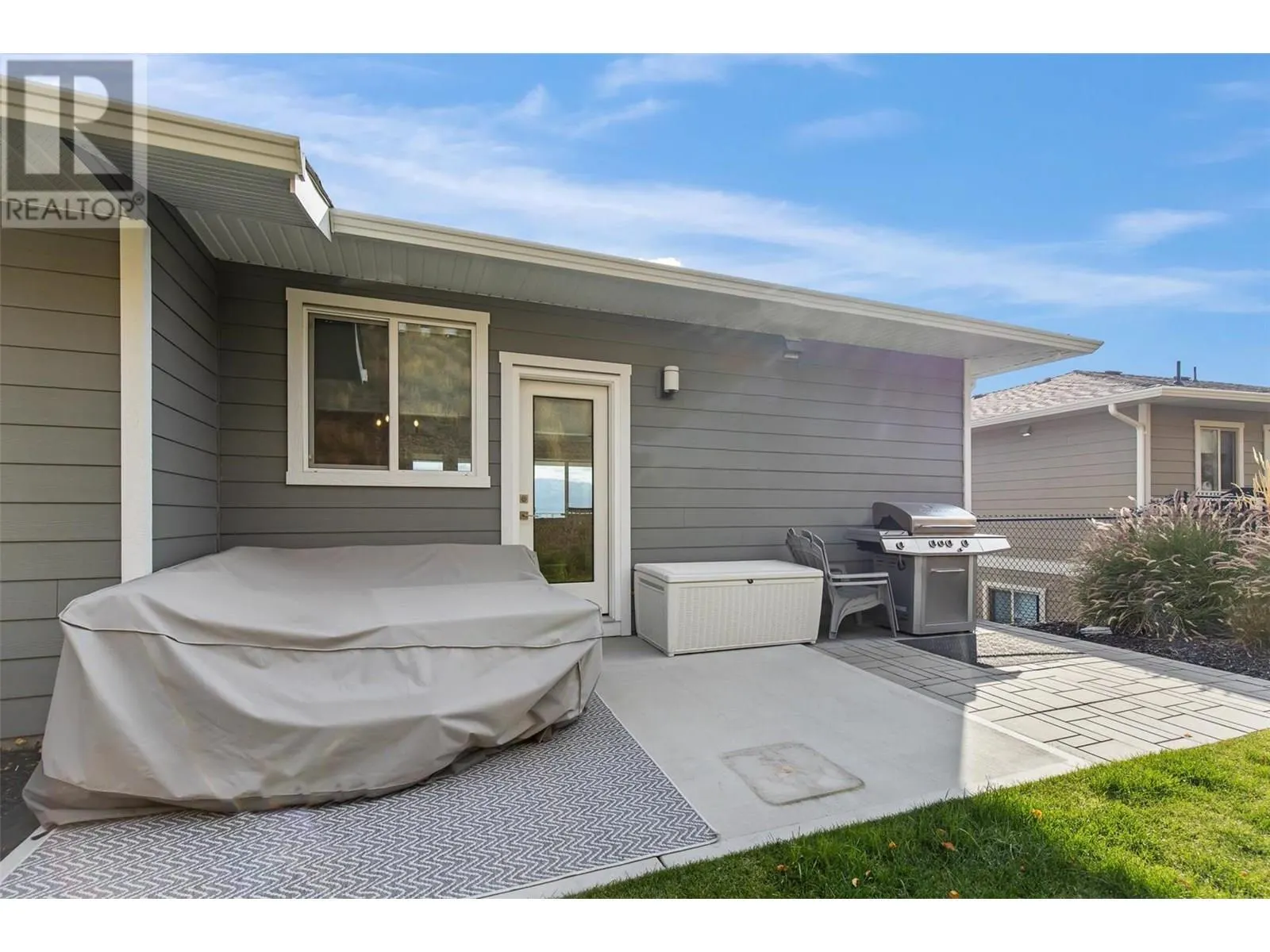 2612 Paramount Drive