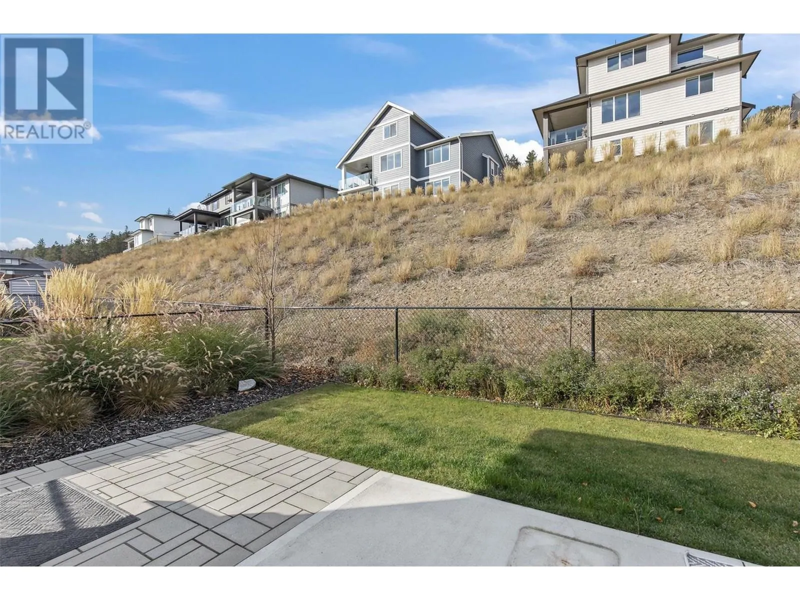 2612 Paramount Drive