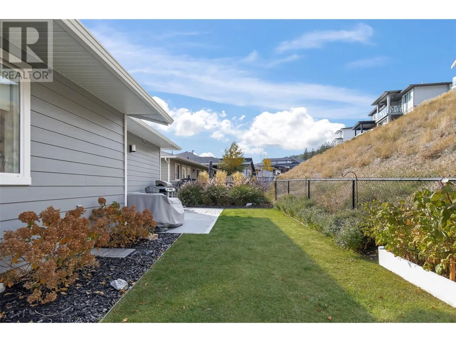 2612 Paramount Drive