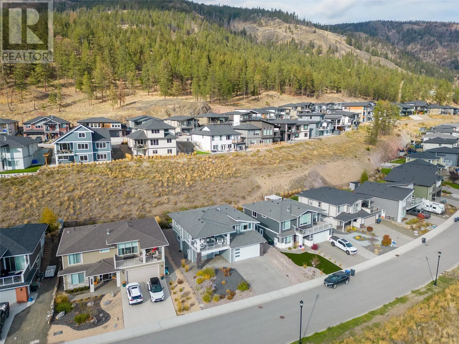 2612 Paramount Drive