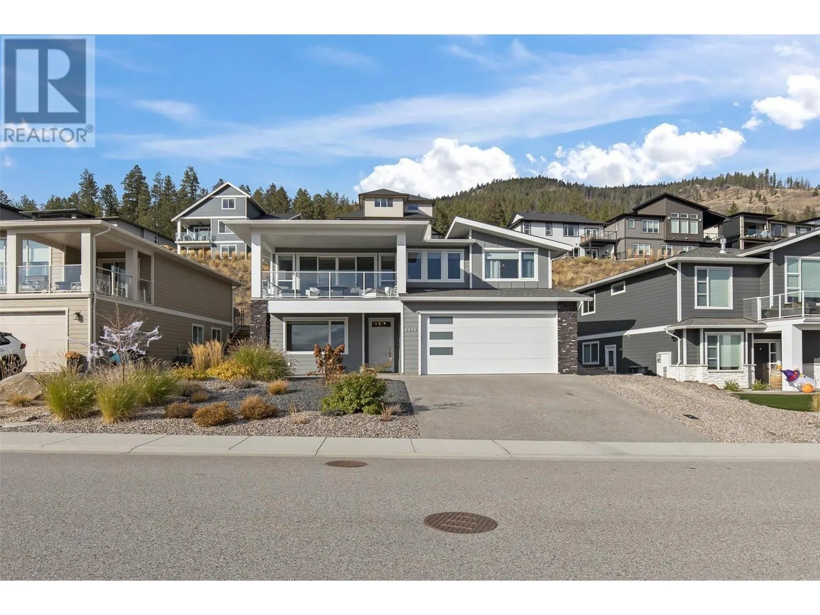 2612 Paramount Drive