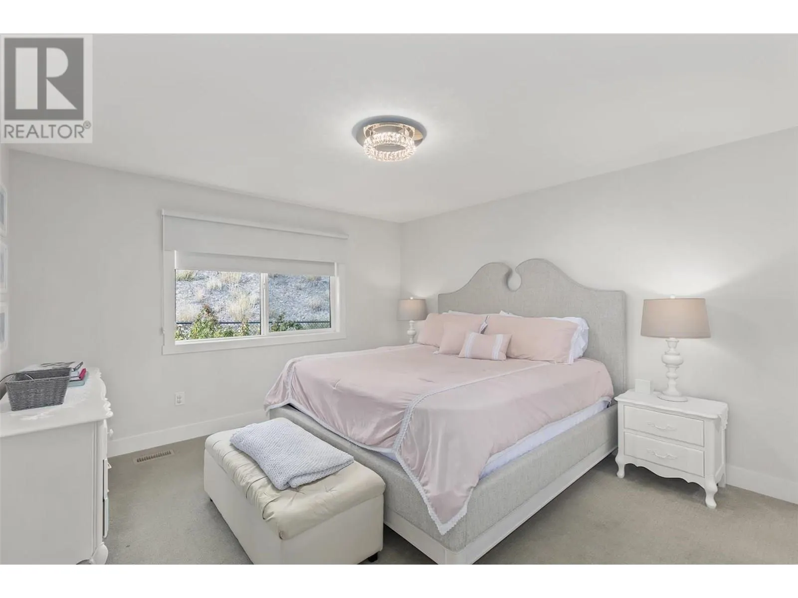 2612 Paramount Drive