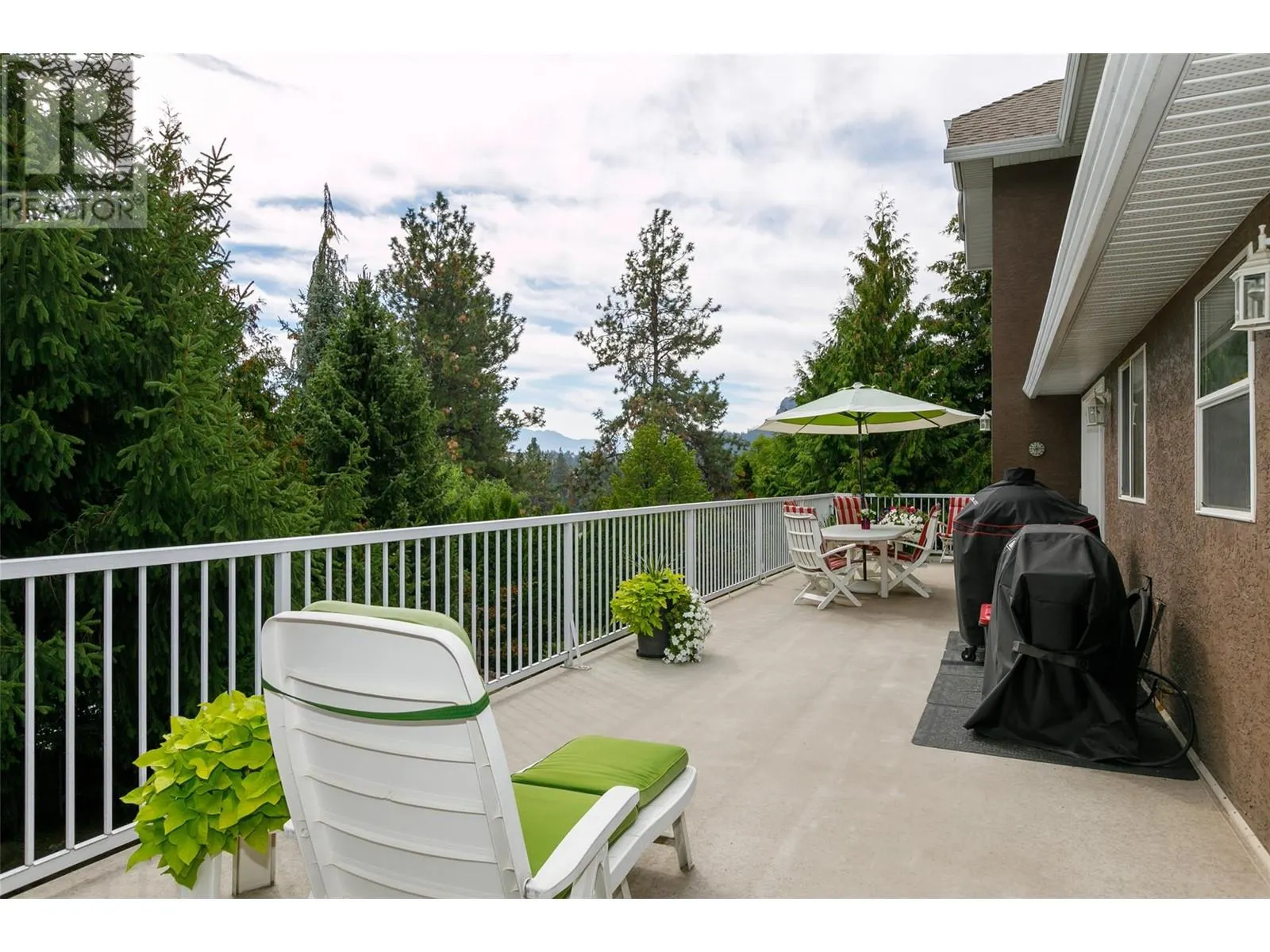 1043 Caledonia Way