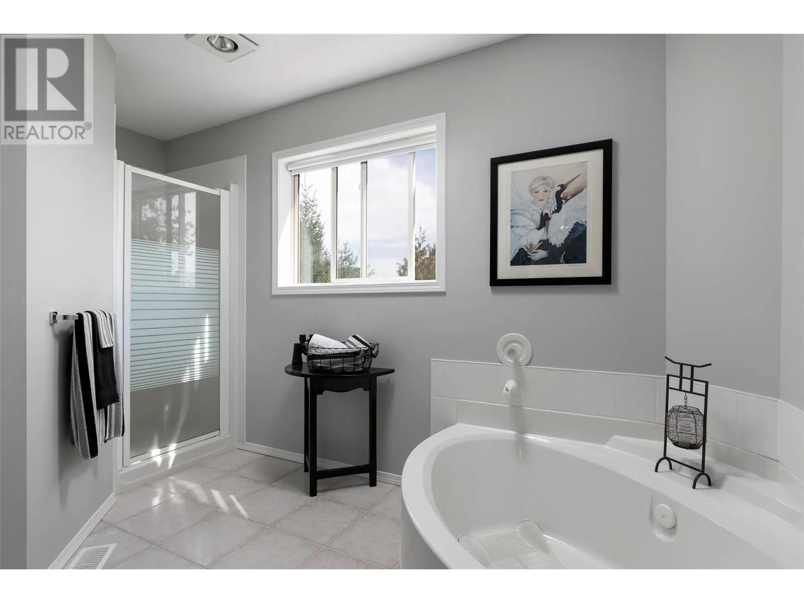 1043 Caledonia Way