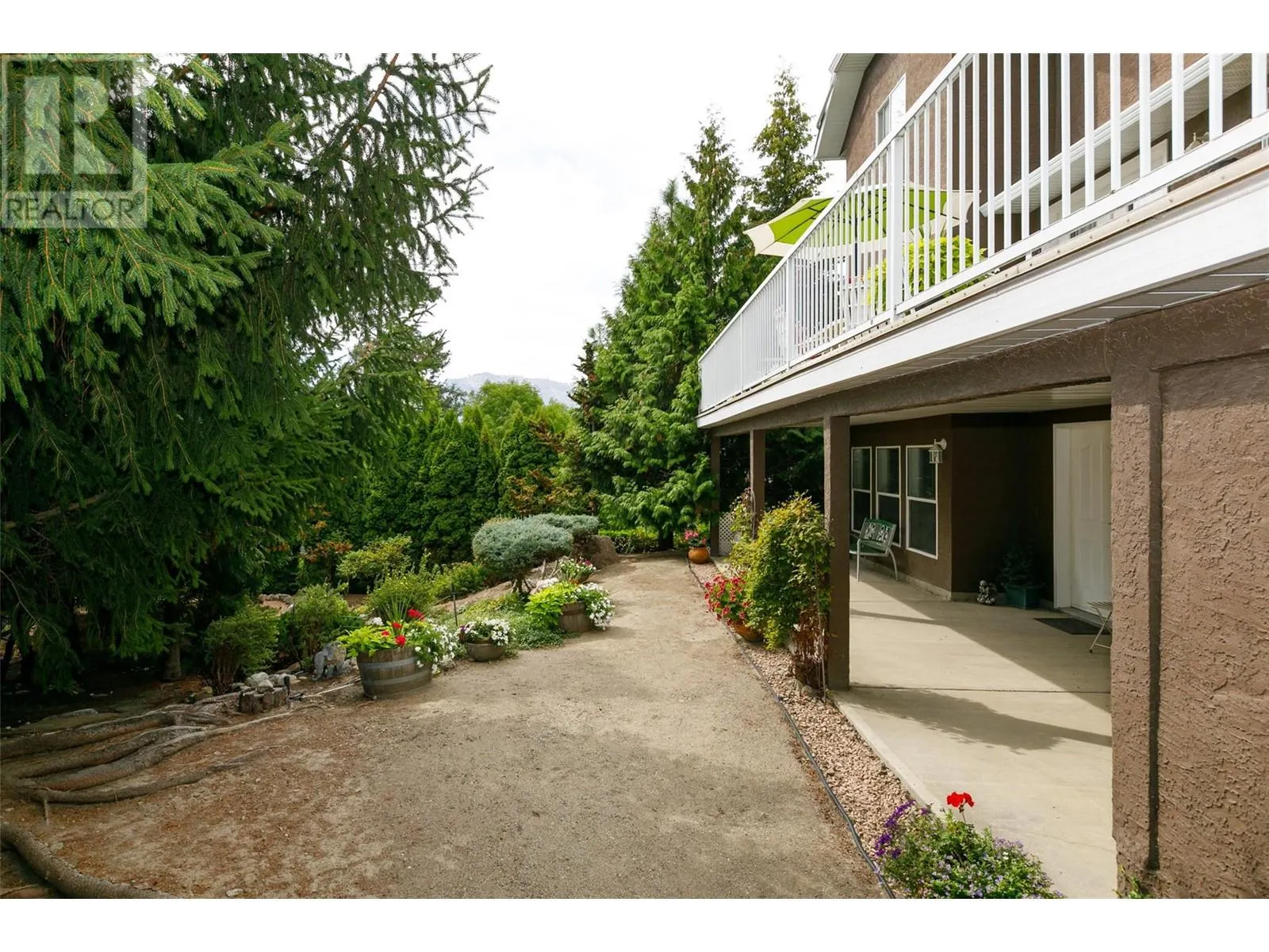 1043 Caledonia Way