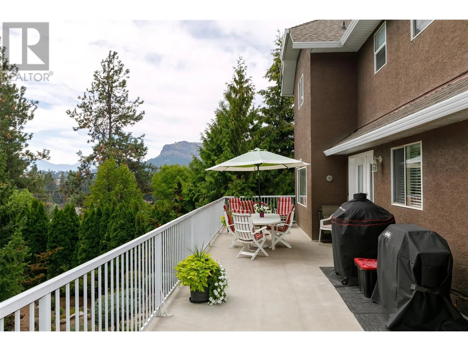 1043 Caledonia Way