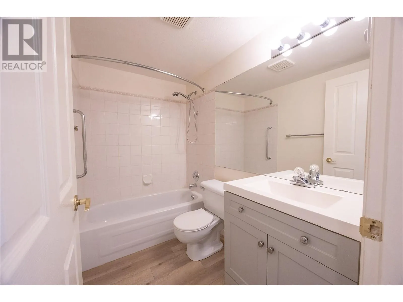 8700 Jubilee Road E Unit# 205