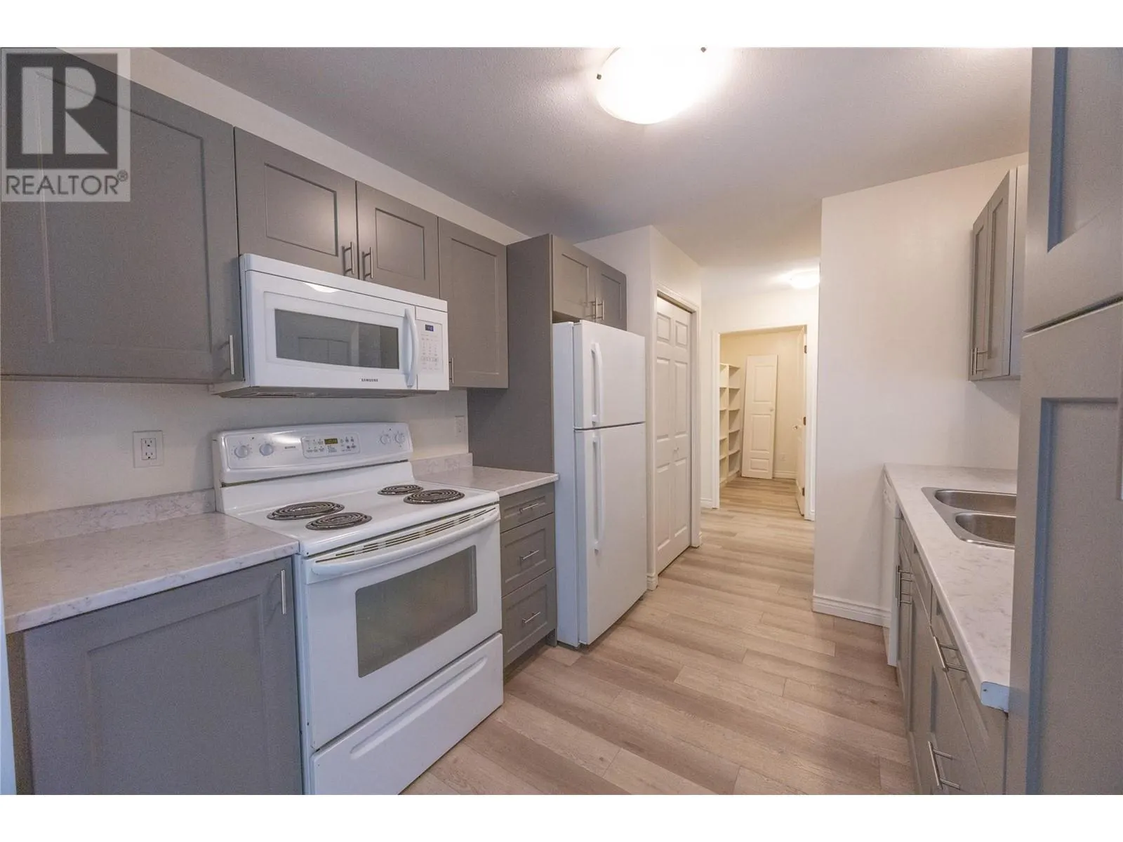 8700 Jubilee Road E Unit# 205