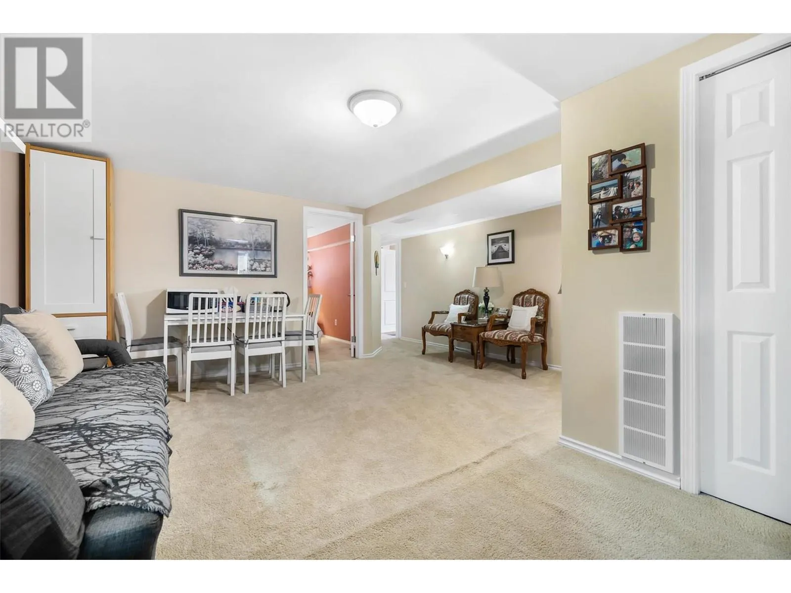 1056 Caledonia Way