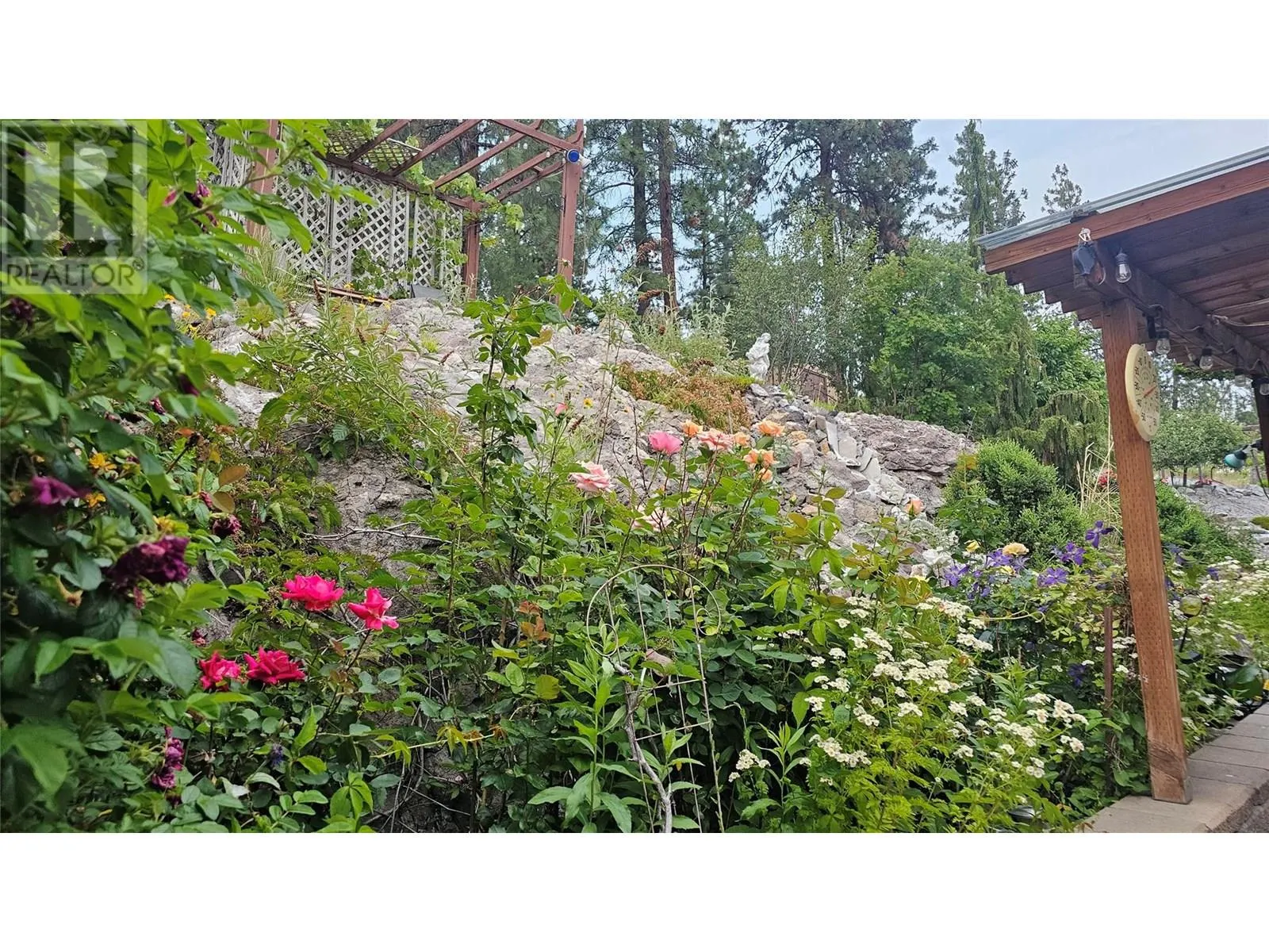 1056 Caledonia Way
