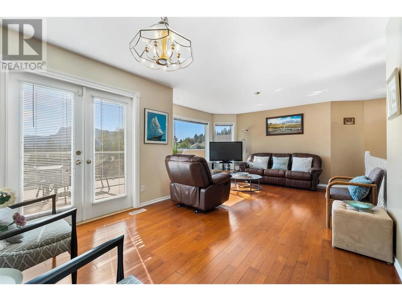 1056 Caledonia Way