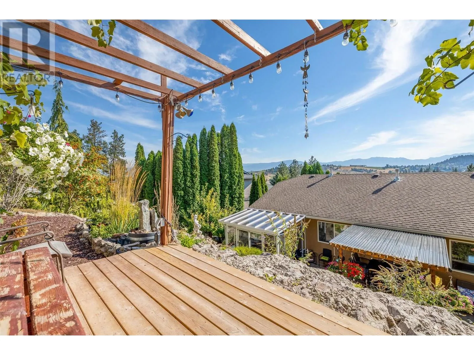 1056 Caledonia Way