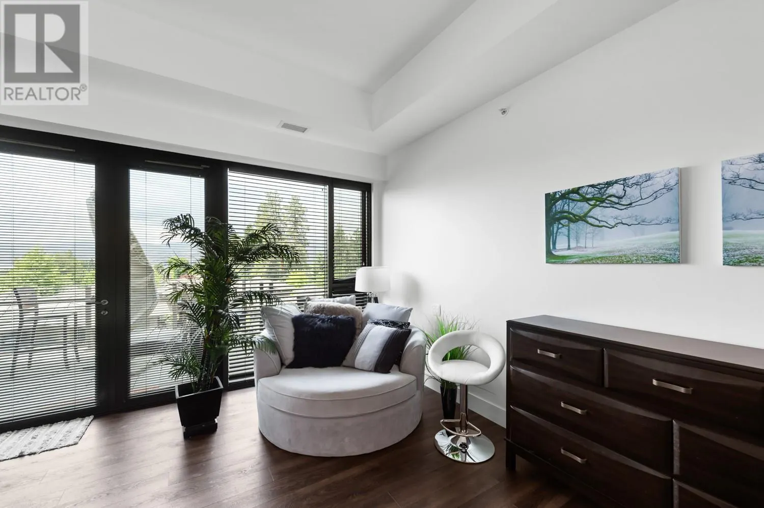 580 Sarsons Road Unit# 401