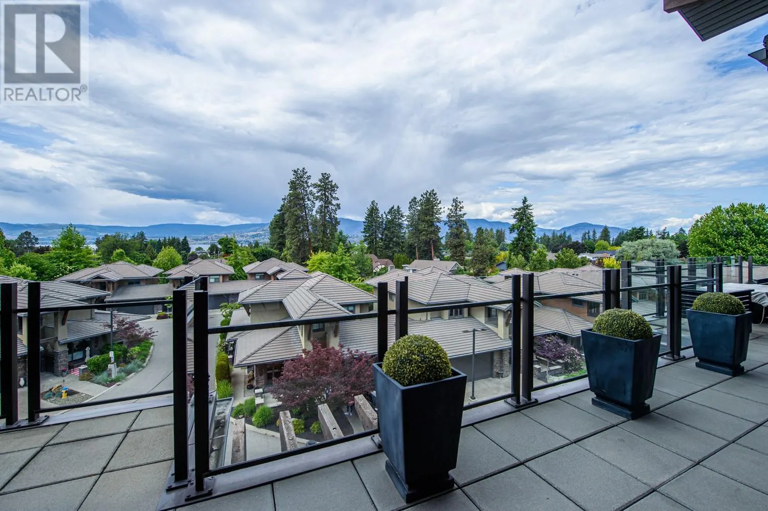 580 Sarsons Road Unit# 401