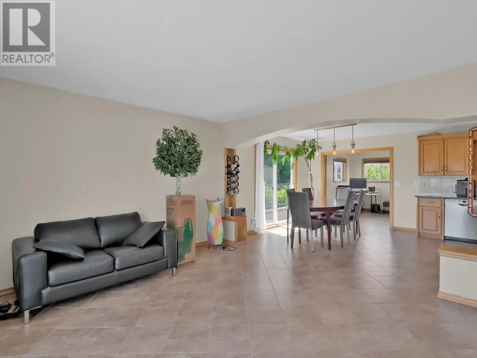 3124 Cox Road