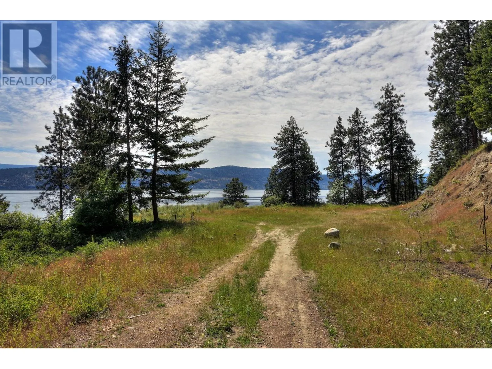 DL 3792 Westside Road