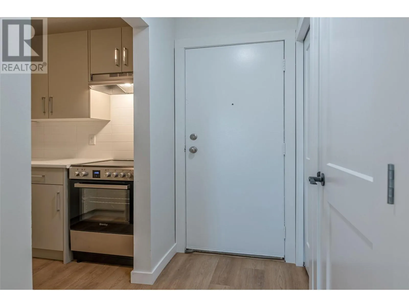 3304 35 Avenue Unit# 109