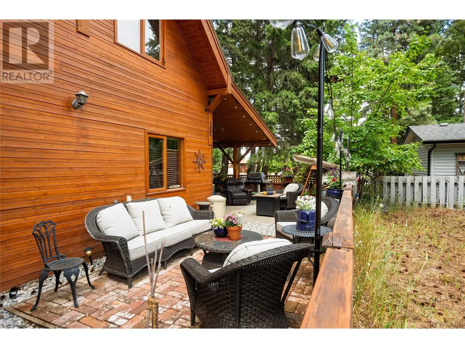 346 Hummingbird Avenue