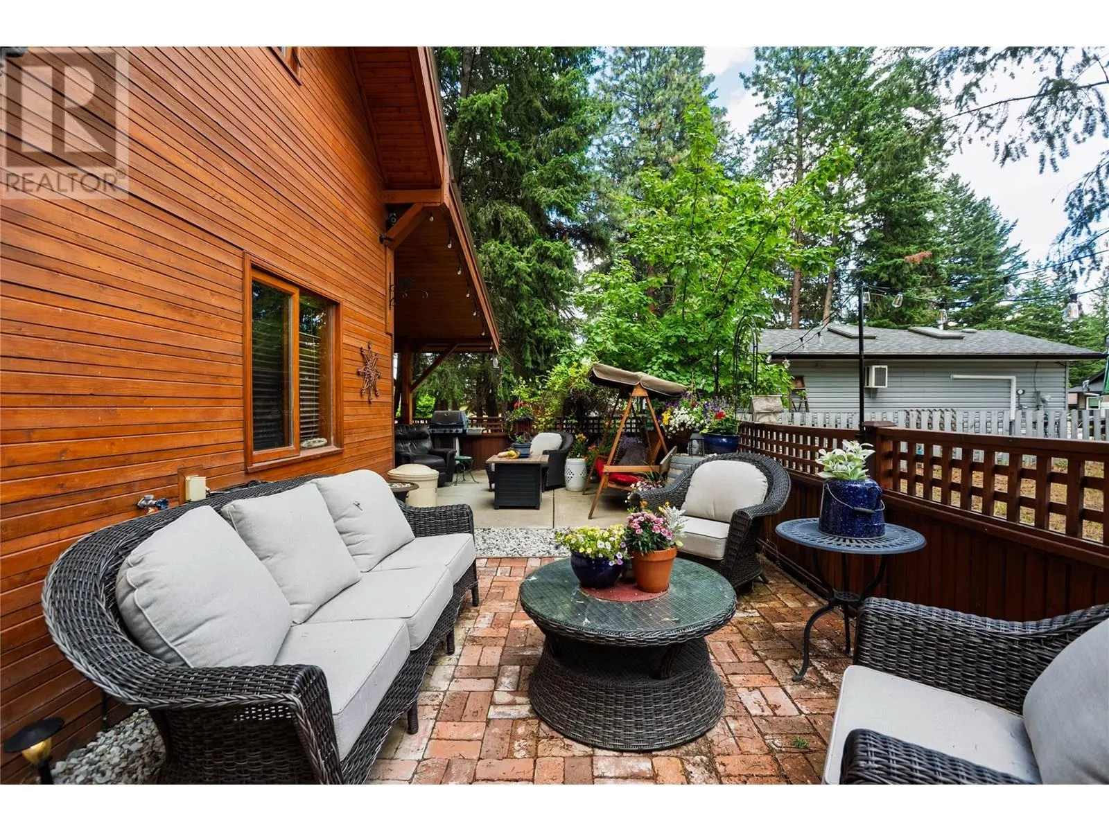 346 Hummingbird Avenue