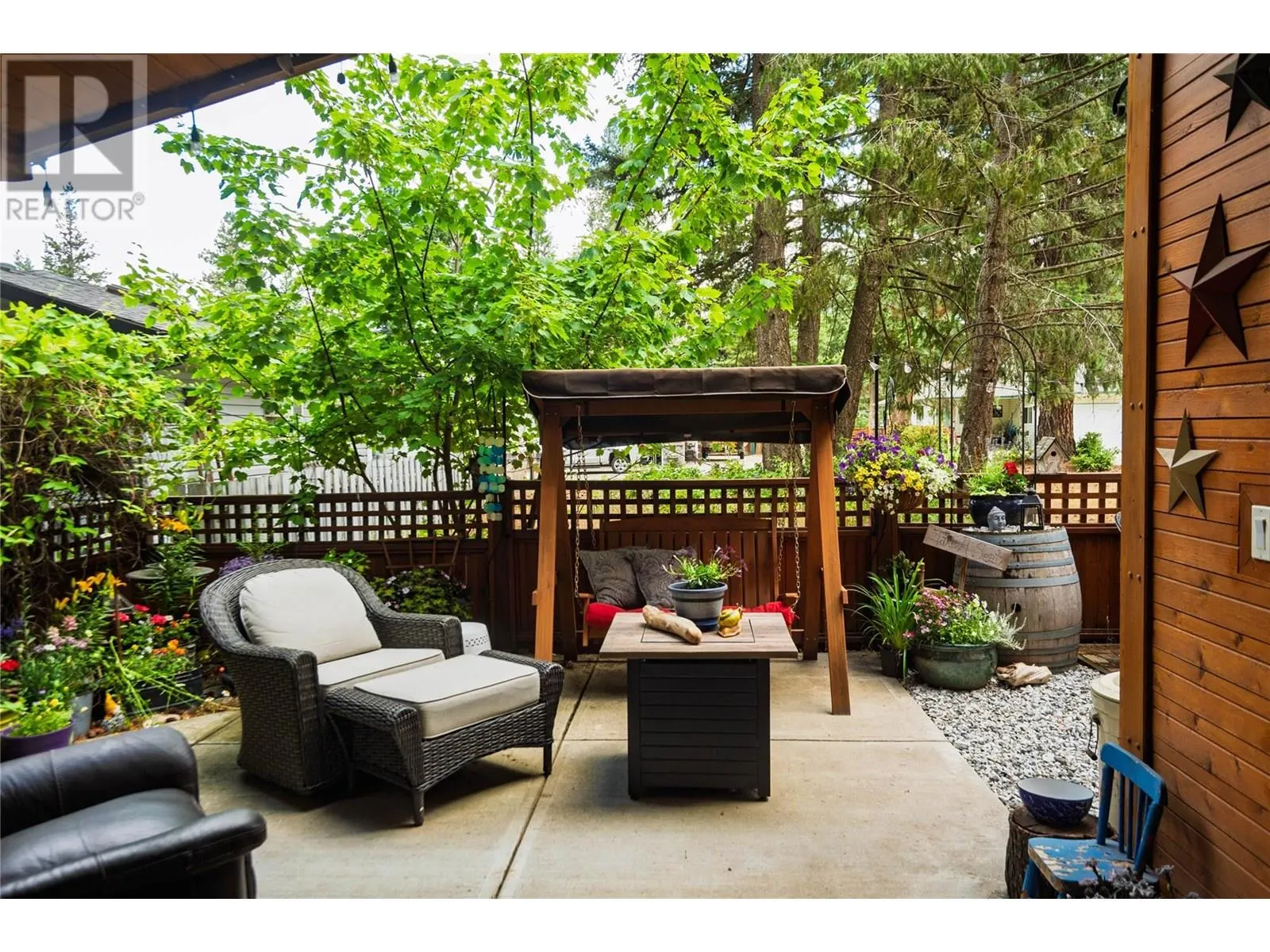 346 Hummingbird Avenue
