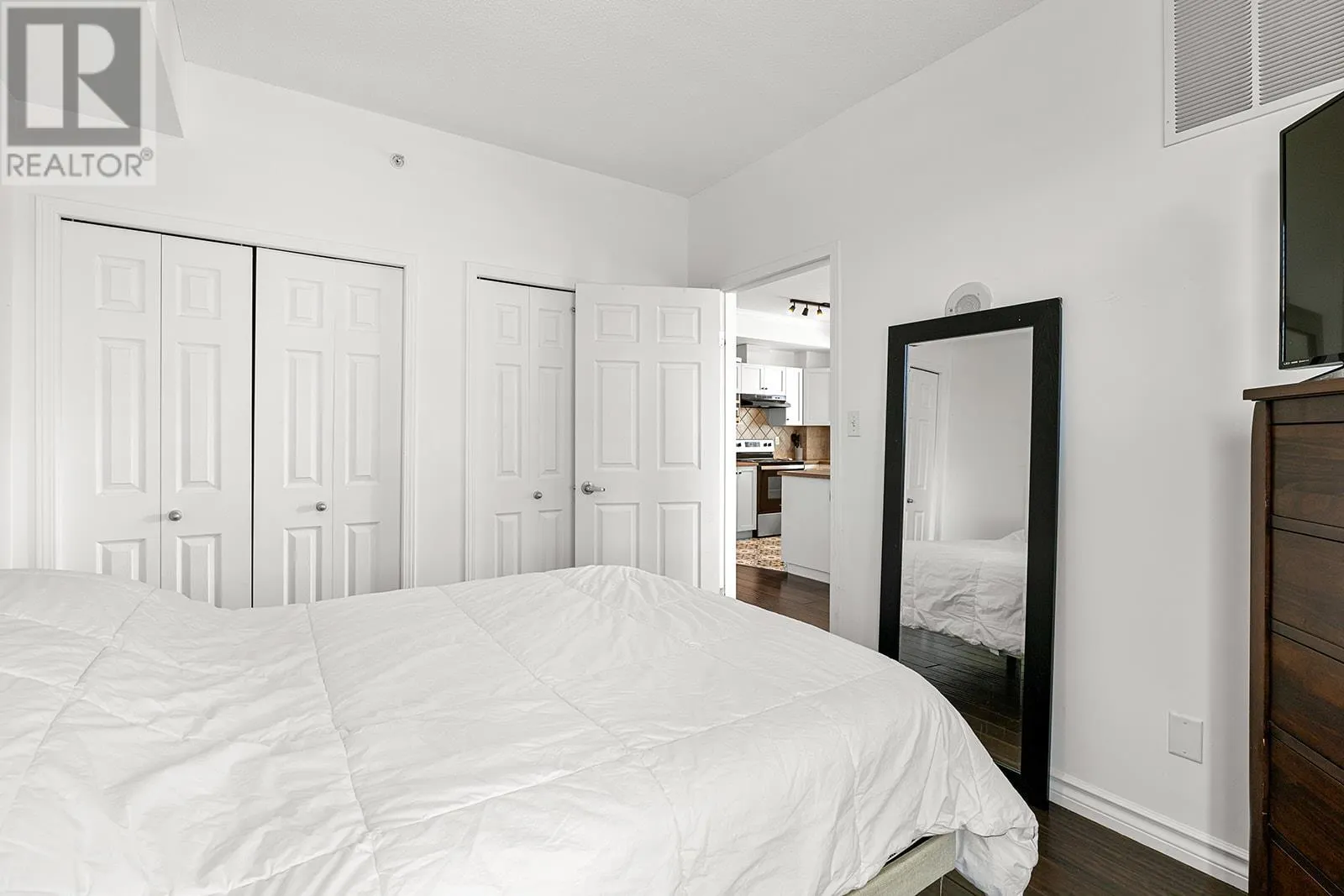 1128 Sunset Drive Unit# 703