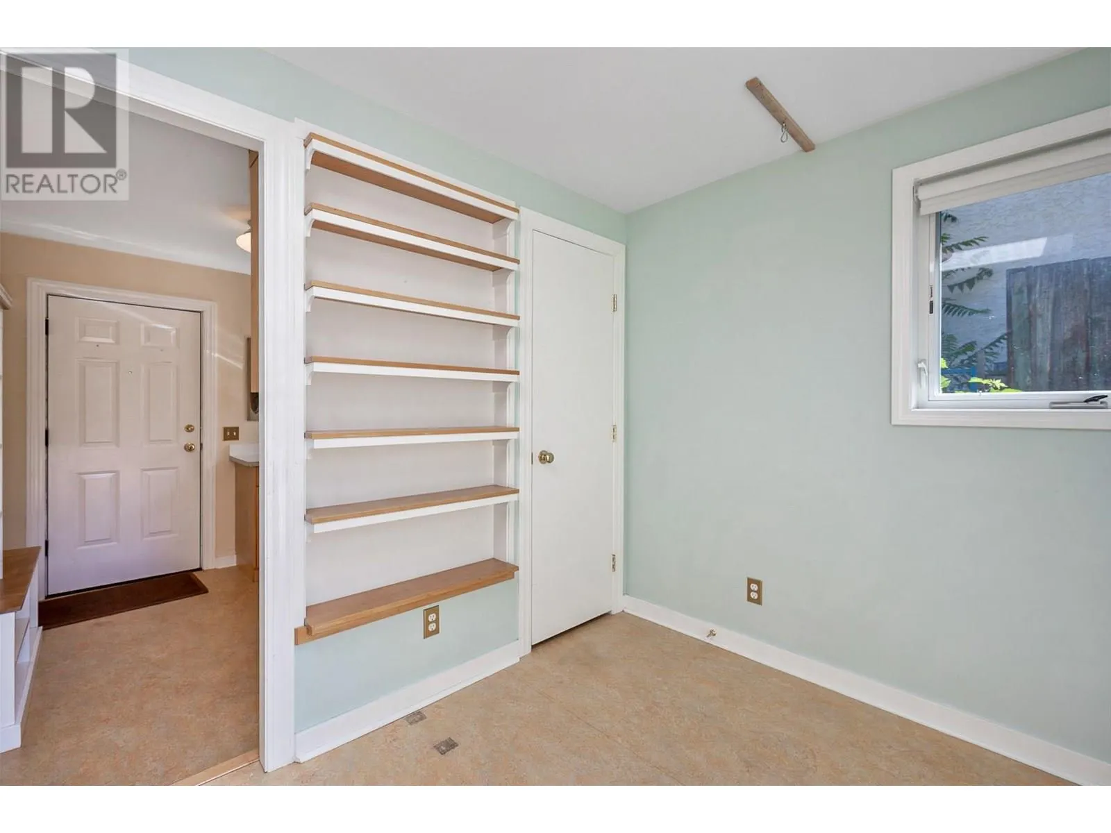 439 Osprey Avenue