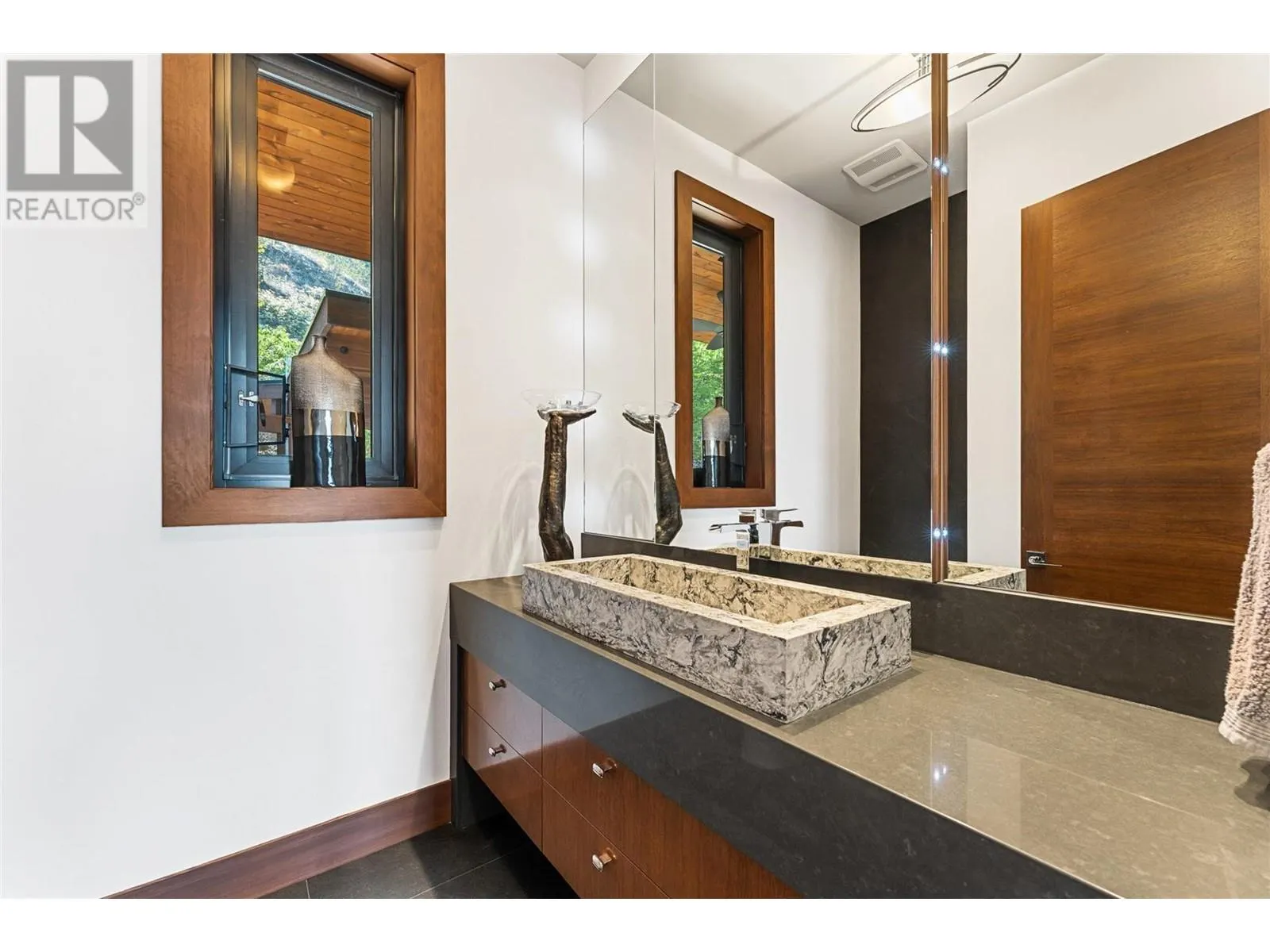 180 Sheerwater Court Unit# 23