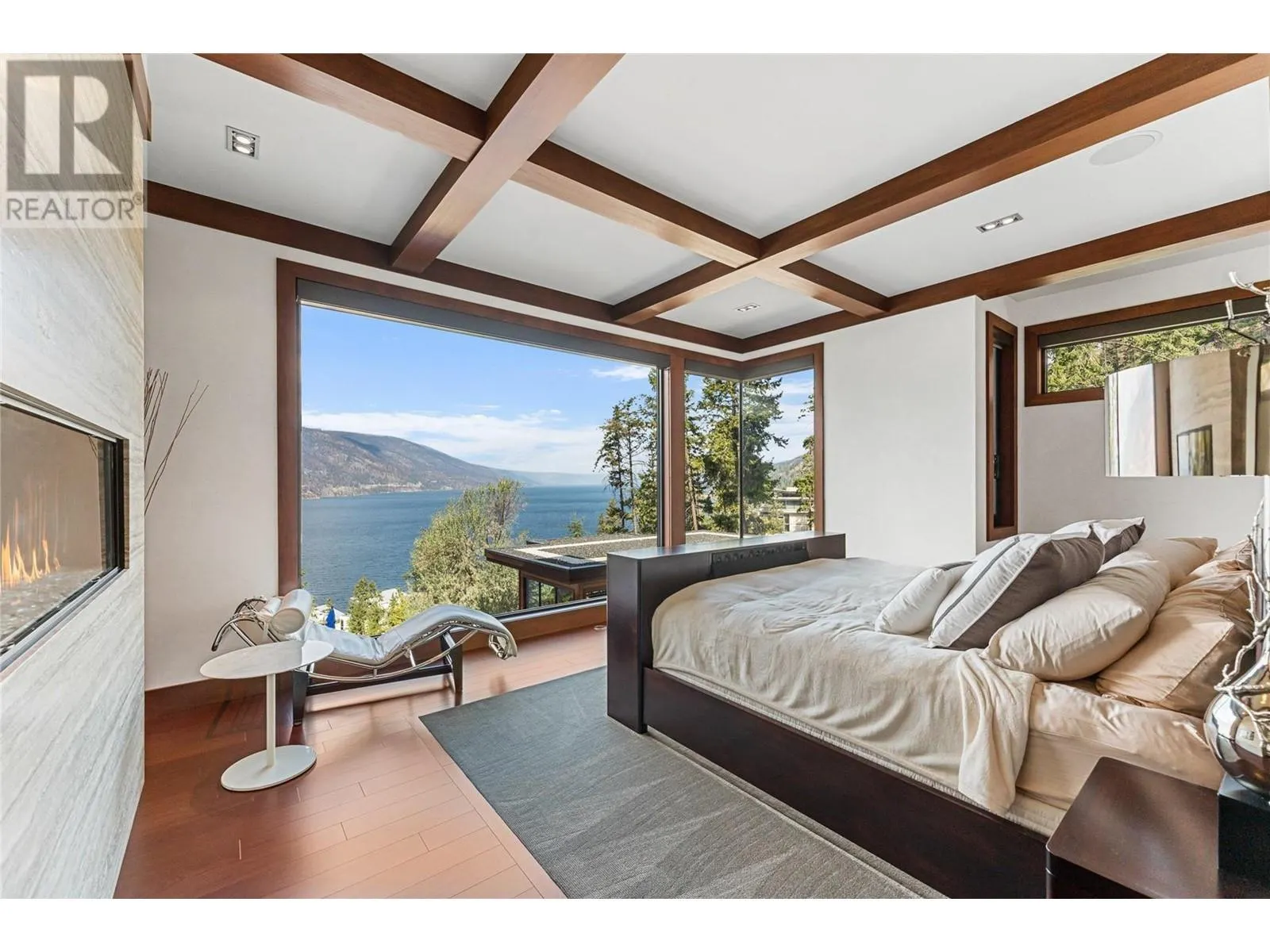 180 Sheerwater Court Unit# 23