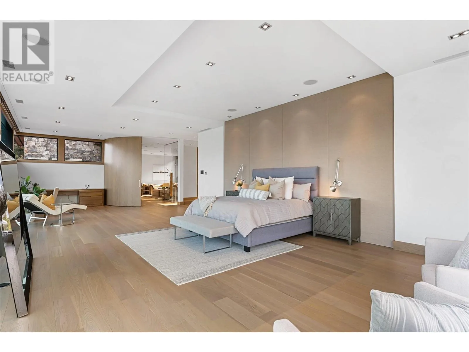 180 Sheerwater Court Unit# 23