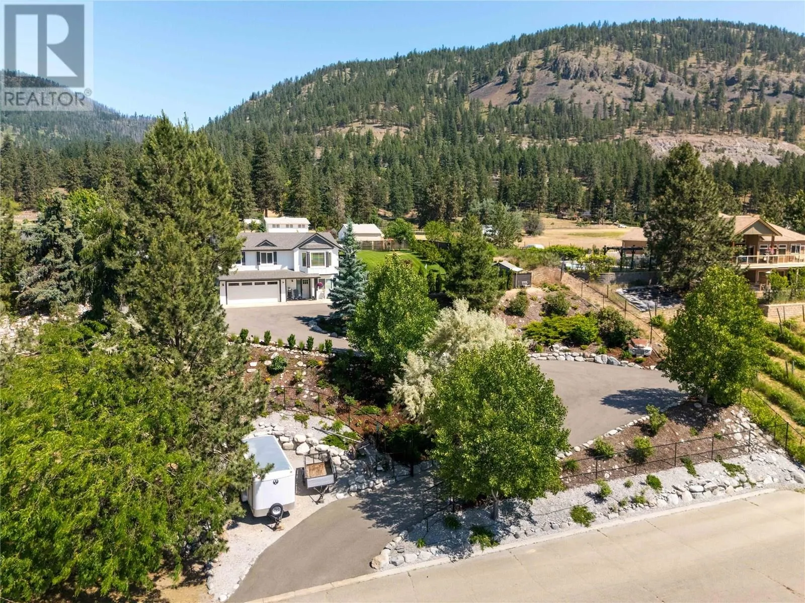4043 Smith Way