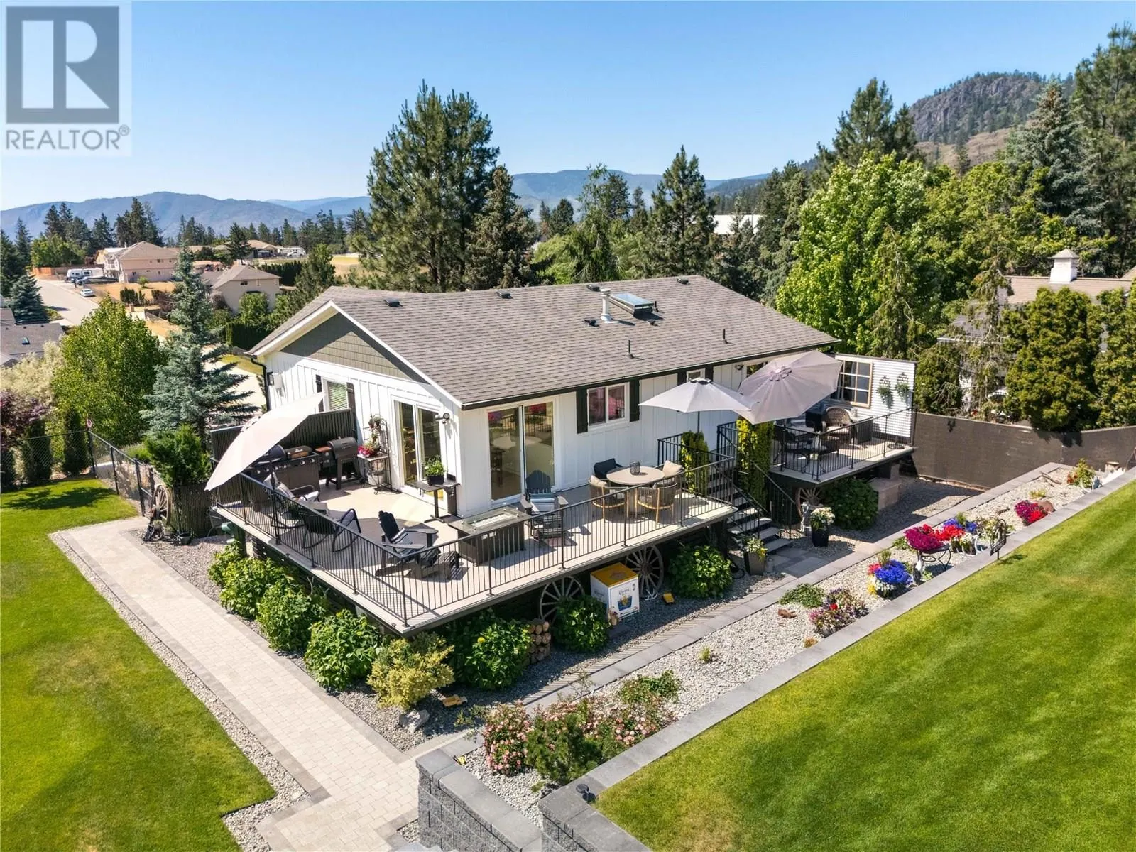 4043 Smith Way
