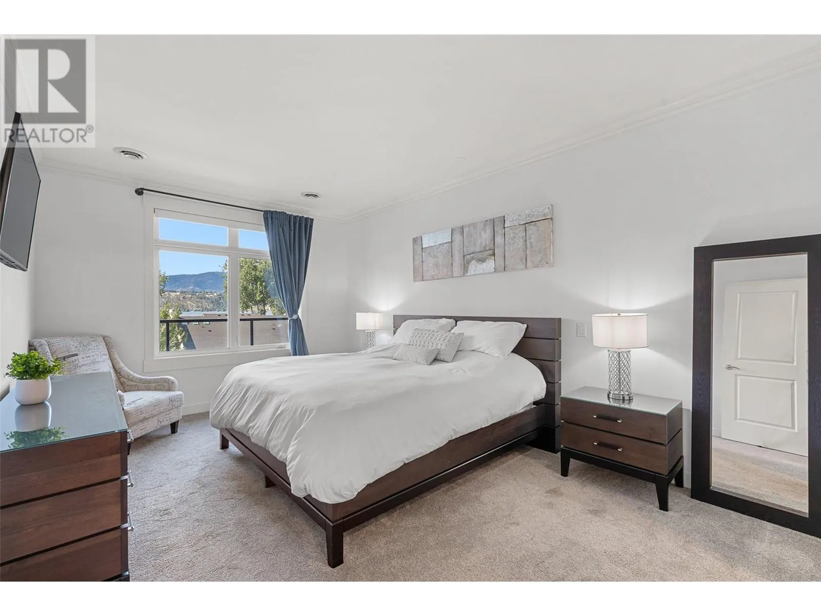 2901 Abbott Street Unit# 402