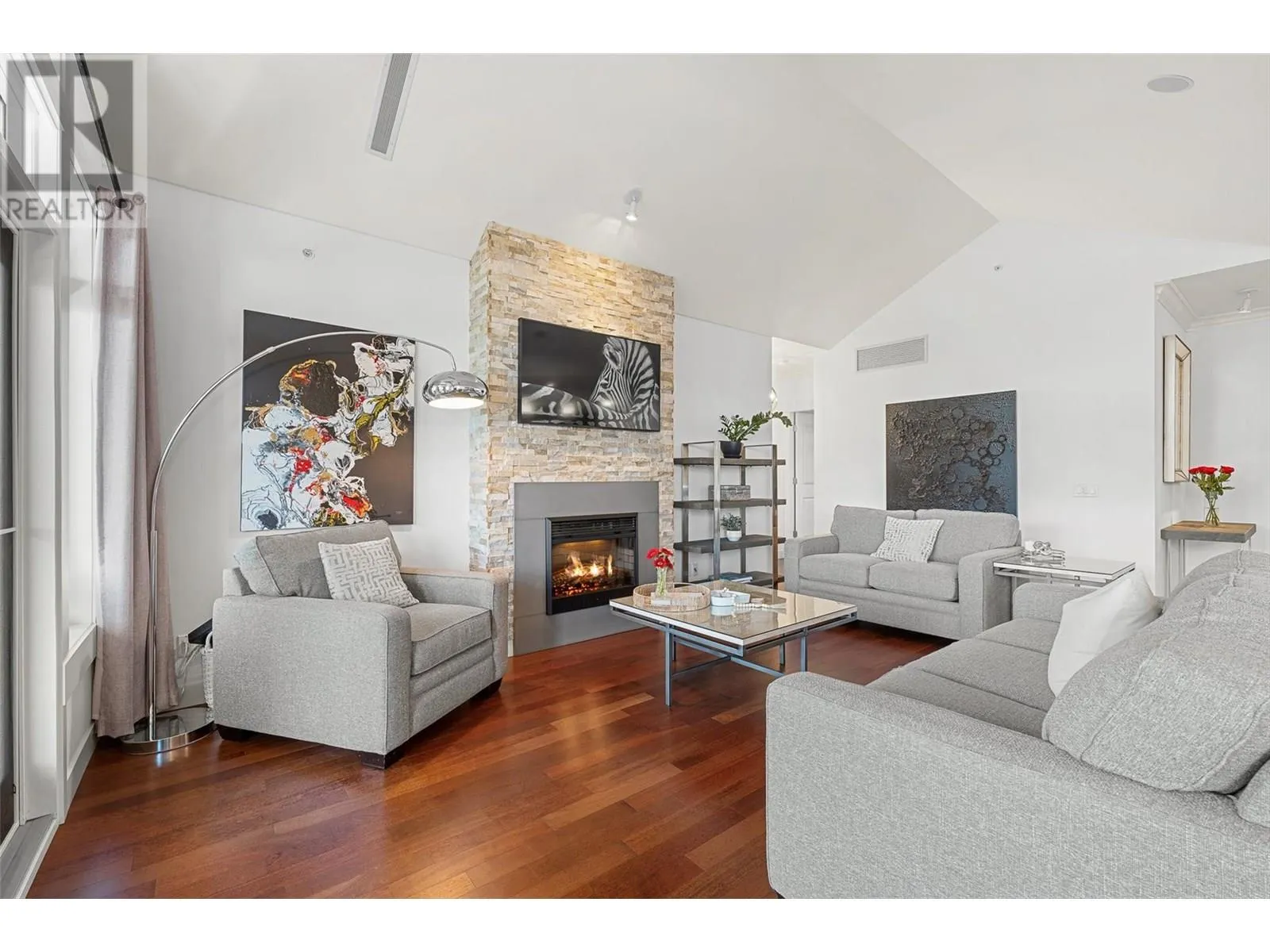 2901 Abbott Street Unit# 402