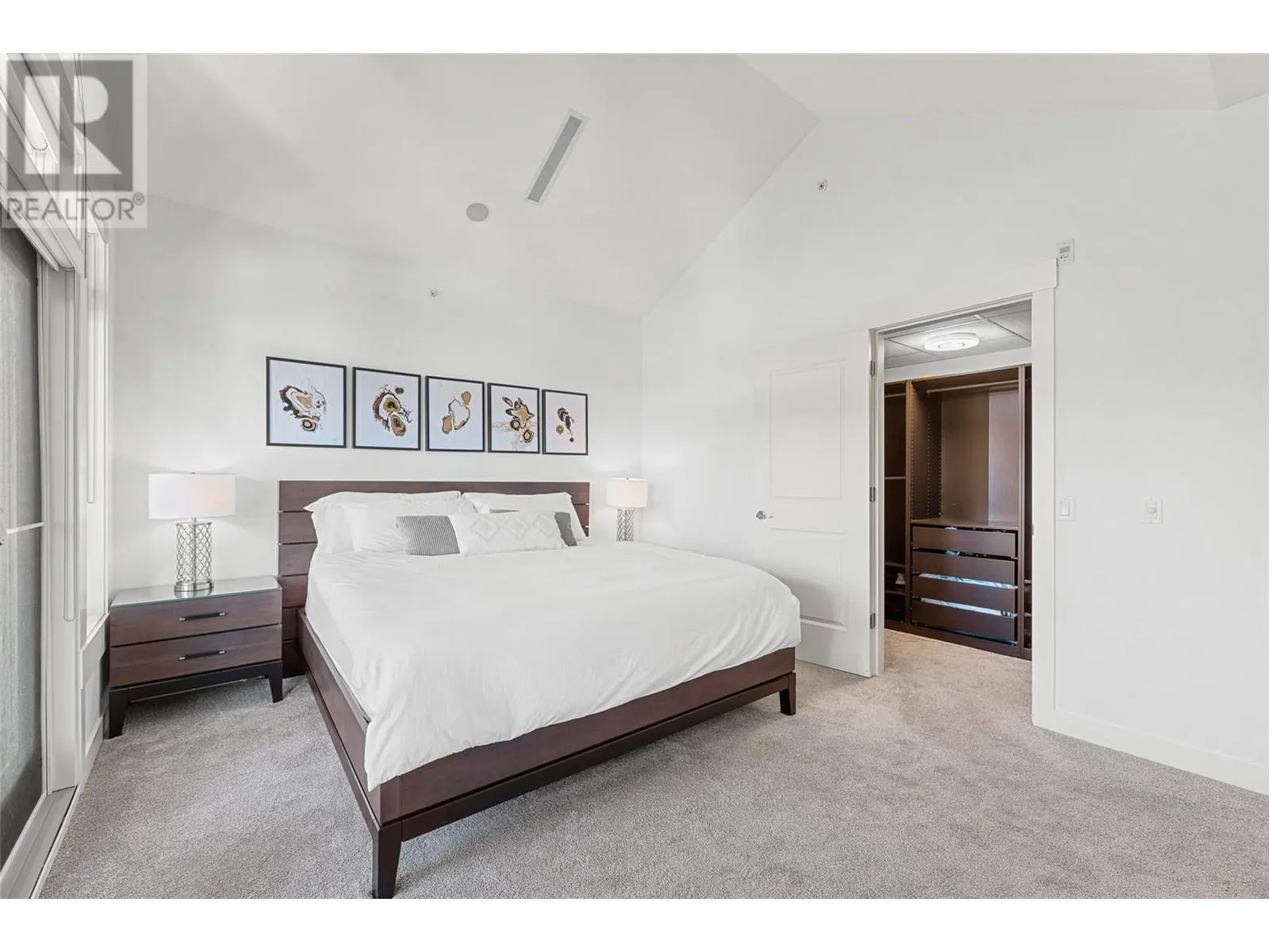 2901 Abbott Street Unit# 402