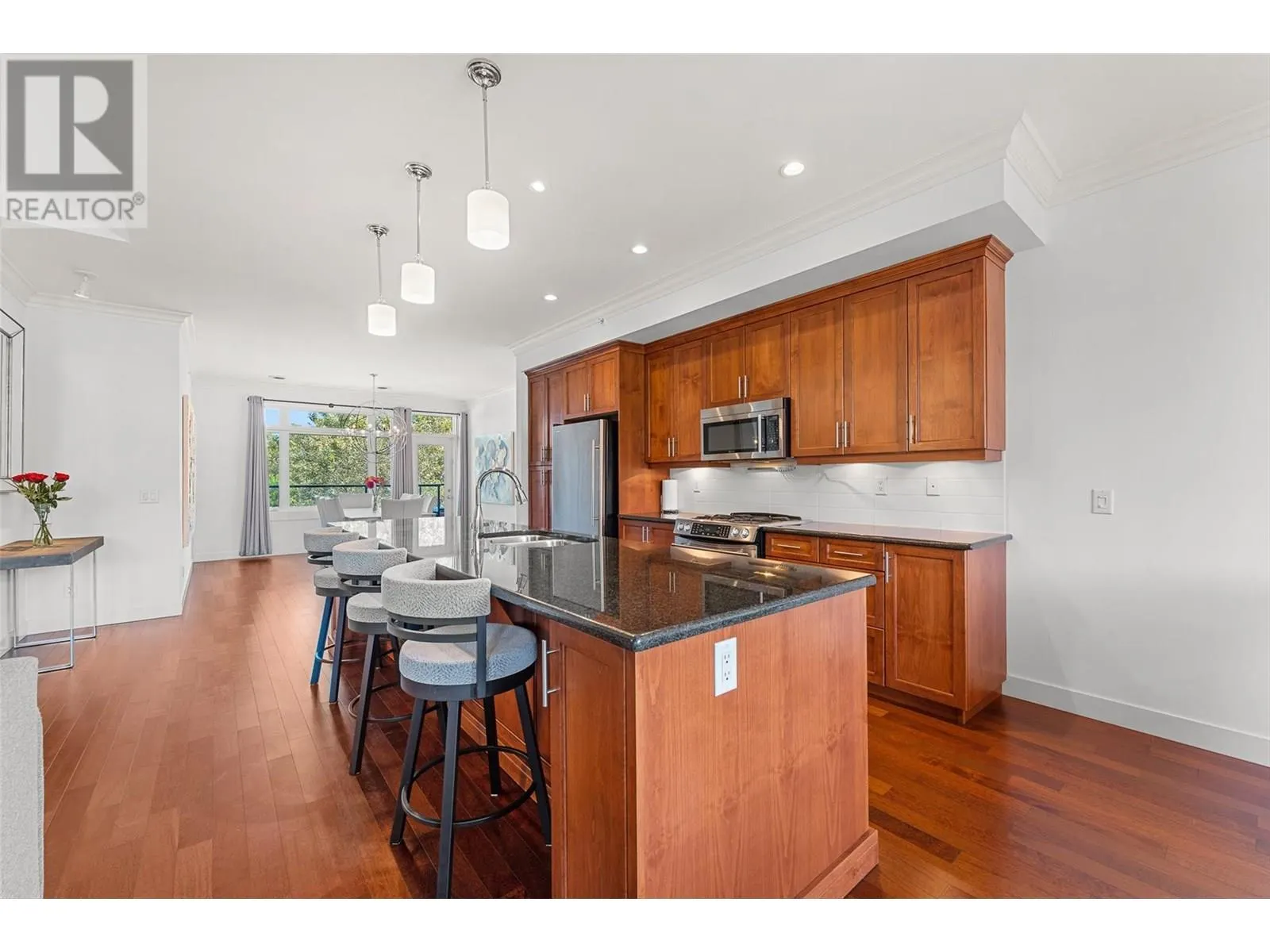 2901 Abbott Street Unit# 402