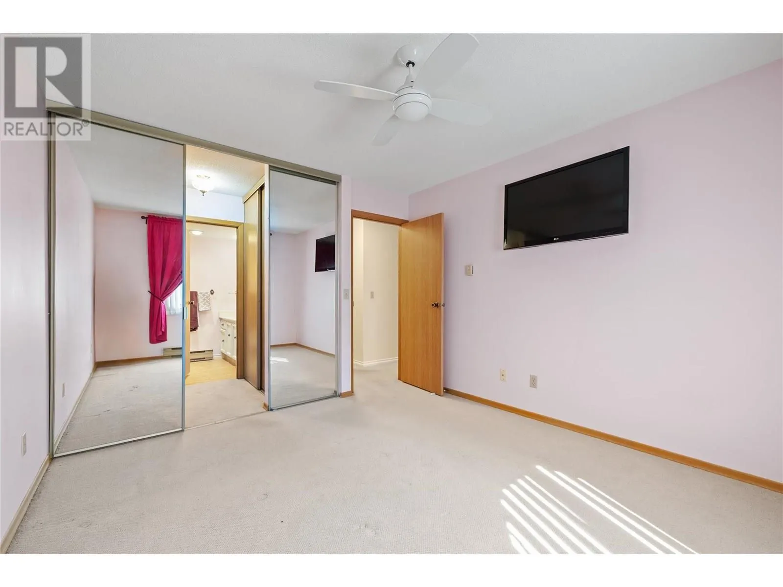1035 Bernard Avenue Unit# 104