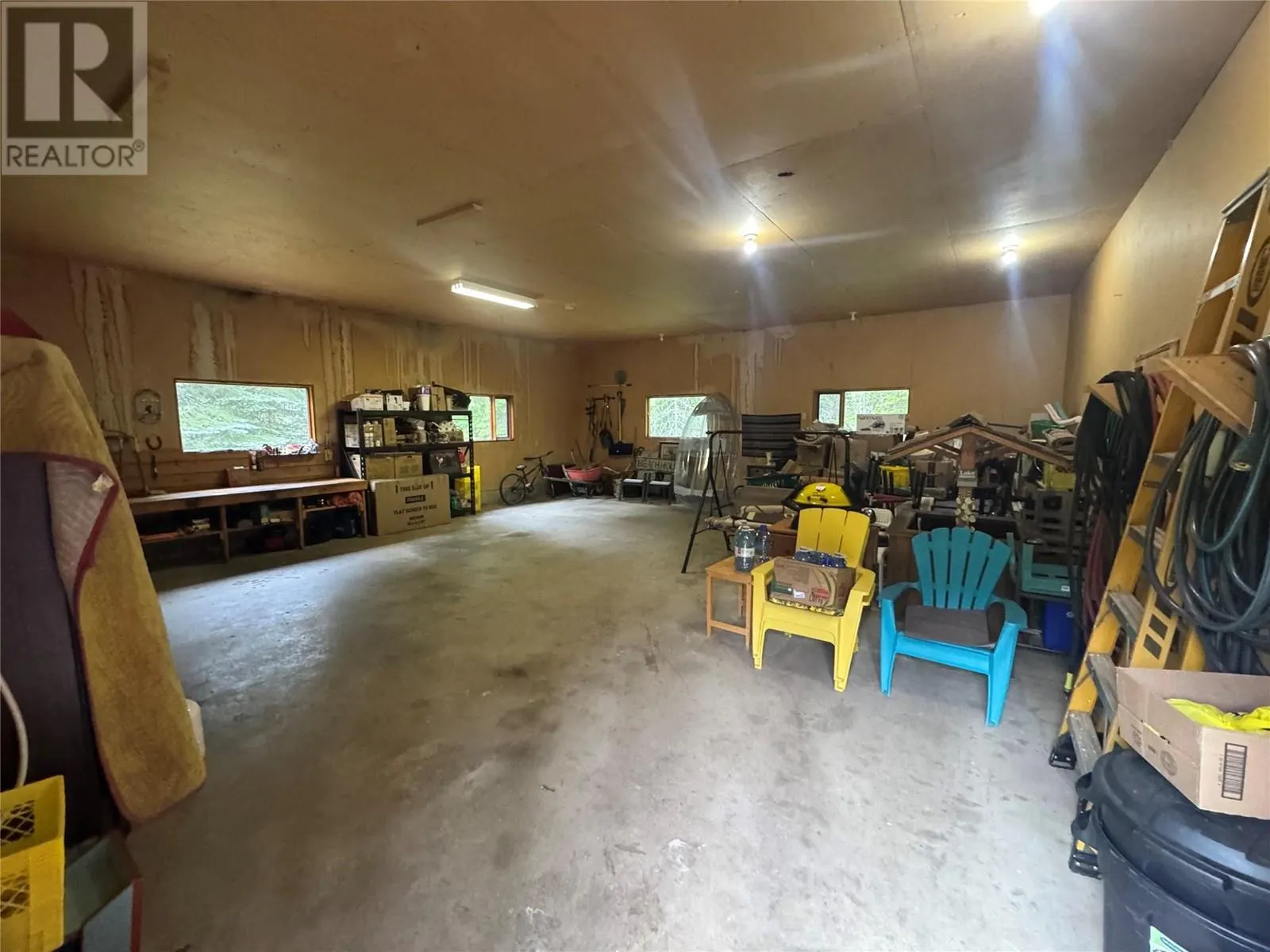 3151 Enderby Mabel Lake Road