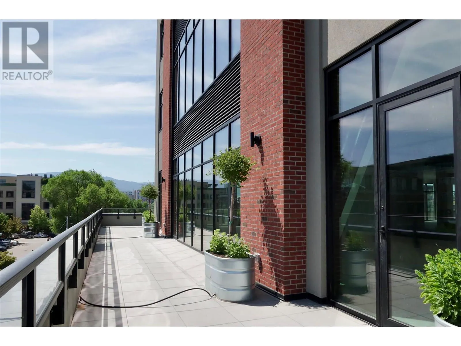 550 Osprey Avenue Unit# 3rd & 4th Floor